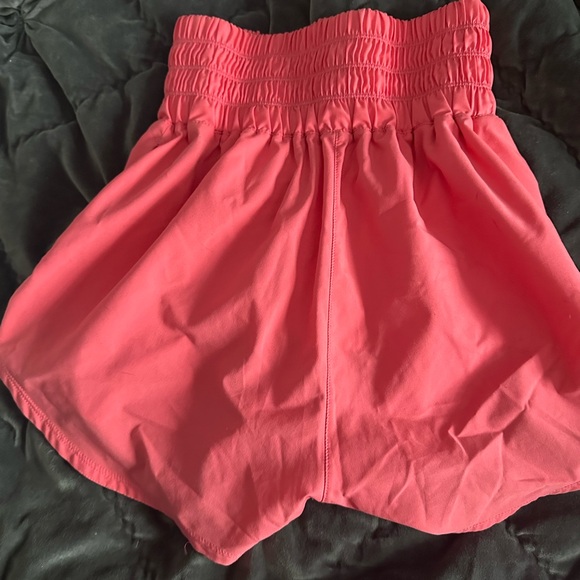 EUC Nike Dri Fit Pink High Waisted Shorts S Small brief-lined - Picture 3 of 4